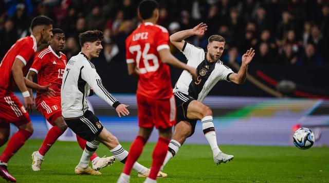 开云下载-双前锋奏效，哈弗茨抢眼，弗利克走出救赎第一步